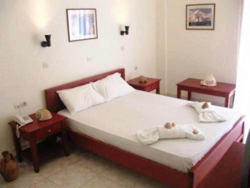 Ammoudi Hotel Damnoni Exterior foto